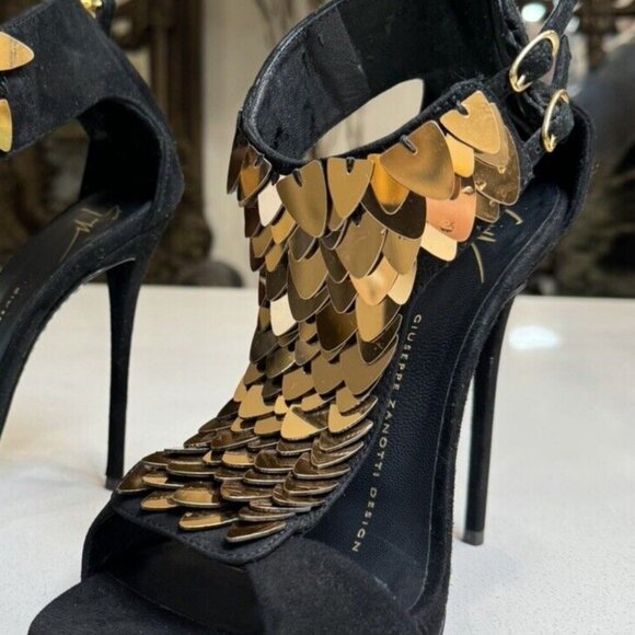 Giuseppe Zanotti Sequin-Embellished T-strap Heels - Picture 7 of 7